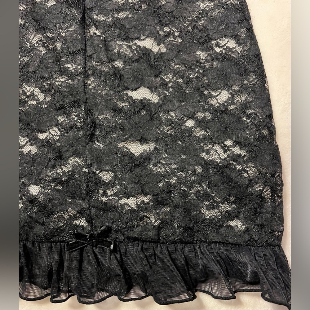 EUC Unbranded Elegant Black Lace Chemise Women’s 18/20 - Picture 5 of 10